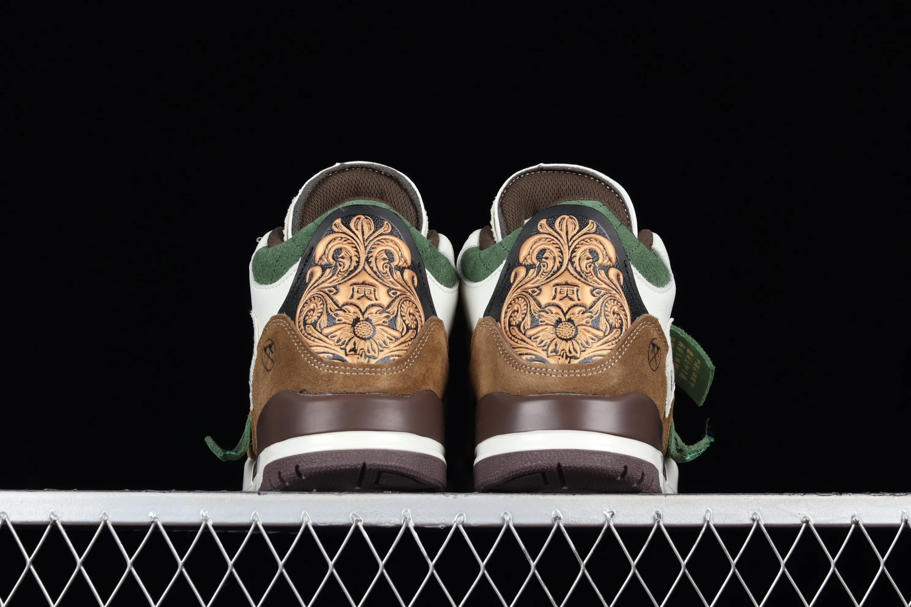 All categories Air Jordan Jordan series basketball shoes Air Jordan 3 Air Jordan 3 Retro AJ3 Joe 3 Year of the Tiger Limited 398614-500